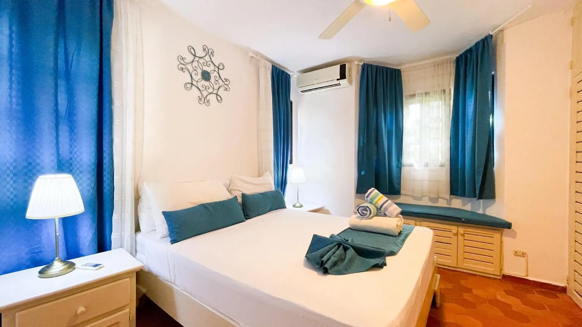 Resort Beach Condo-Hotel With Villas & Private Apartments Wifi Bbq Beach Club & Spa Punta Cana