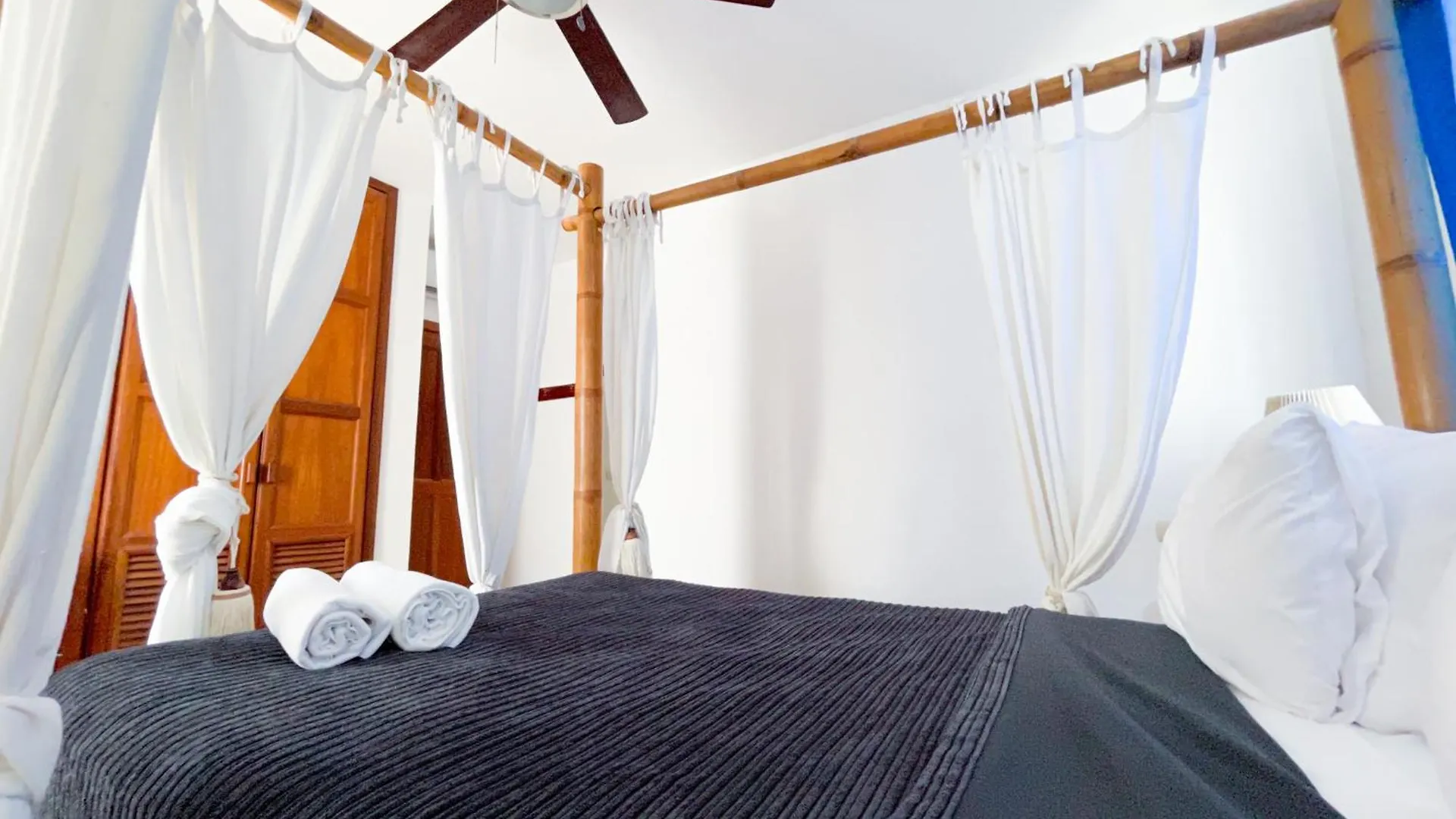 Resort Beach Condo-Hotel With Villas & Private Apartments Wifi Bbq Beach Club & Spa Punta Cana