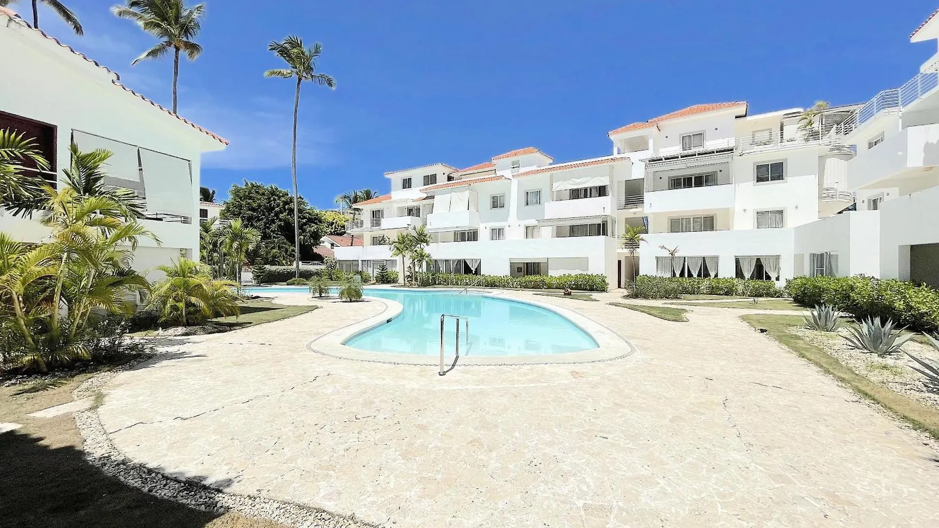 Resort Beach Condo-Hotel With Villas & Private Apartments Wifi Bbq Beach Club & Spa Punta Cana